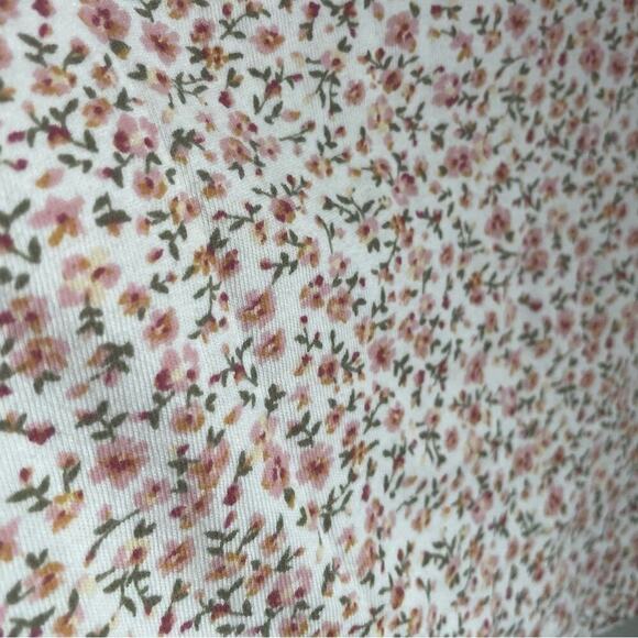 American Eagle Outfitters Pink Red Floral Y2K Cottage Crop T-Shirt - Picture 5 of 5